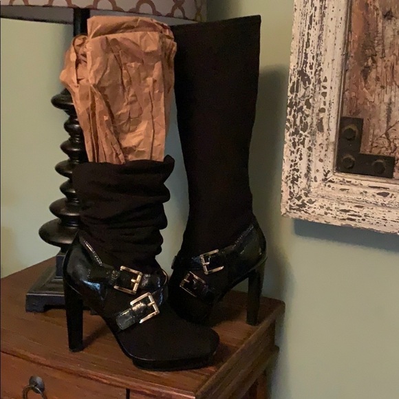 Michael Kors Black Allister Boots - Picture 8 of 16